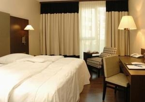 NH Hotel Kurf�rstendamm-40 rooms  (*)